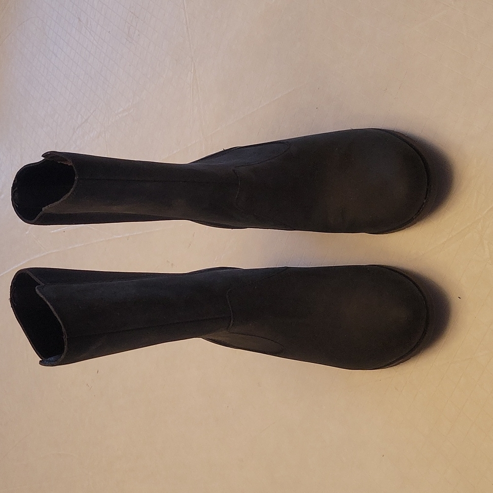 UGG Black Leather Wedge Short Boots